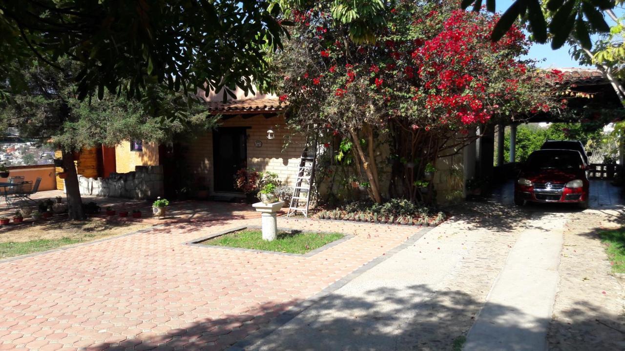 Hotel Villa Oaxaca Buitenkant foto